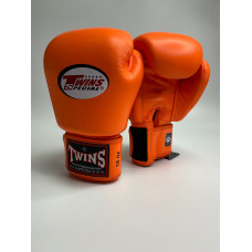 Боксерские перчатки Twins Special BGVL3 orange 10 oz Боксерские перчатки Twins Special BGVL3 orange 10 oz